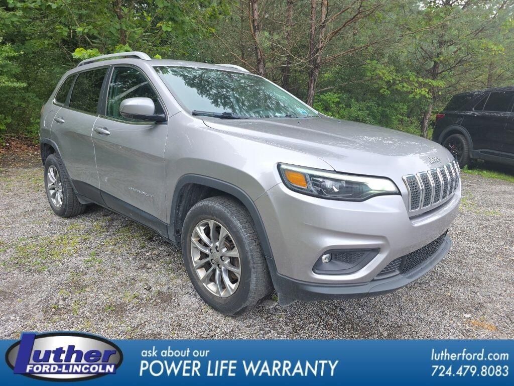 2019 Jeep Cherokee Latitude Plus — photo 1 of 1