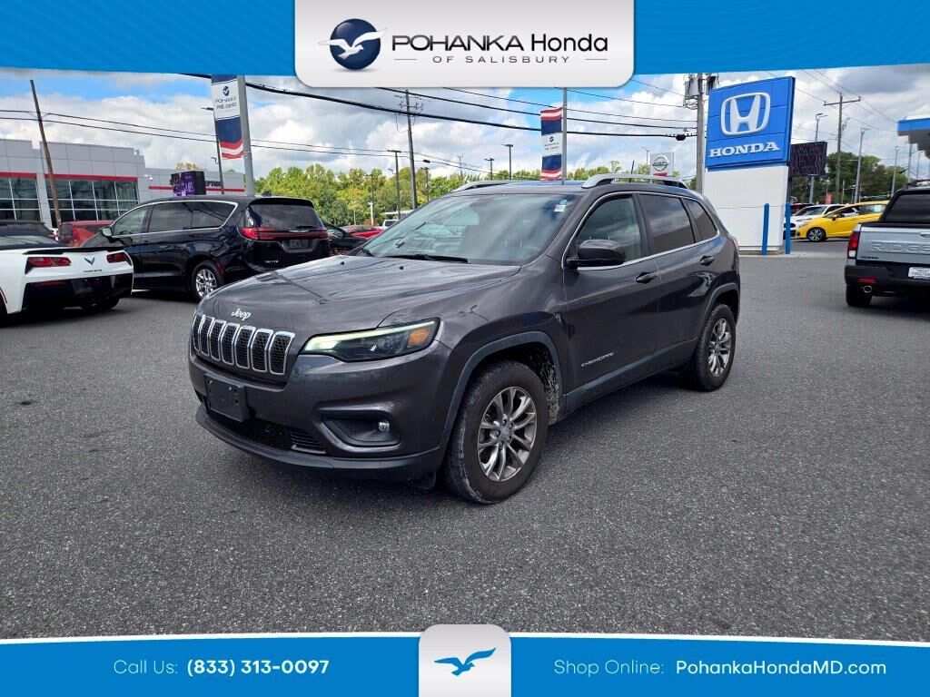 2019 Jeep Cherokee Latitude Plus — photo 1 of 13