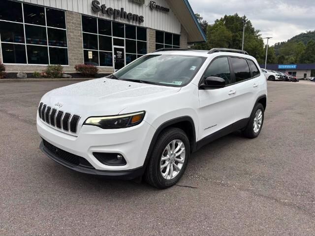 2022 Jeep Cherokee Latitude Lux — photo 1 of 6
