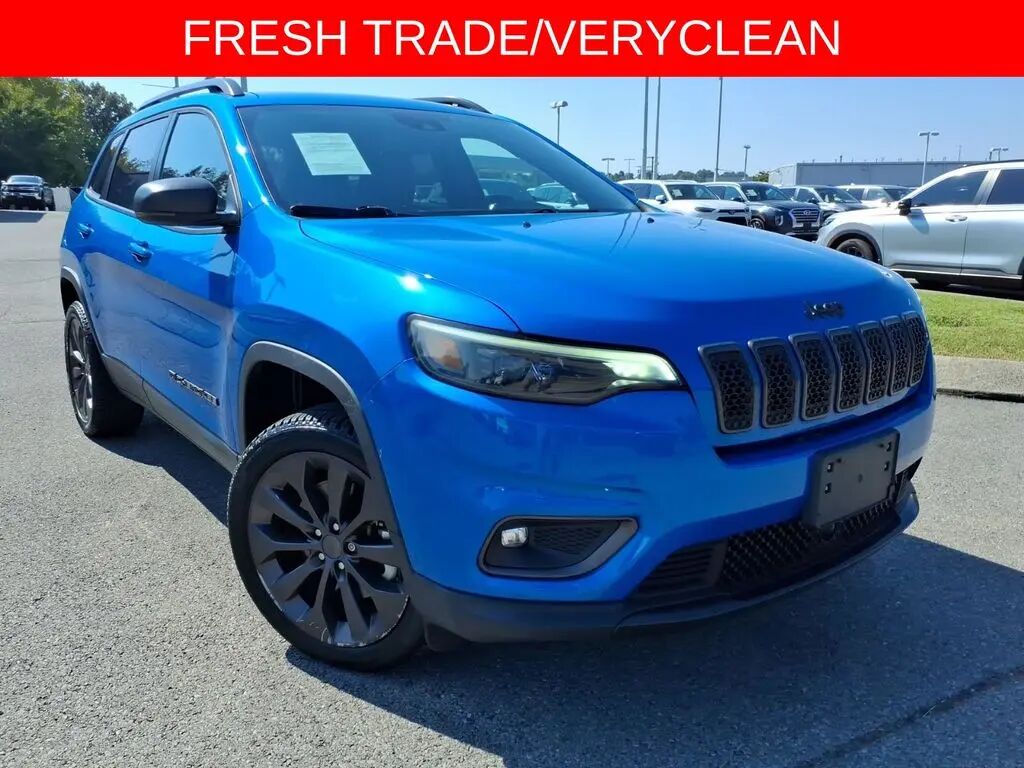 2021 Jeep Cherokee Latitude Lux — photo 1 of 29