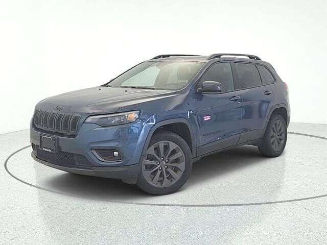 2021 Jeep Cherokee Latitude Lux — photo 1 of 26