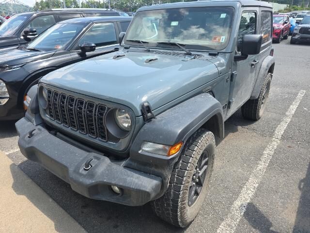 2024 Jeep Wrangler Sport — photo 1 of 27