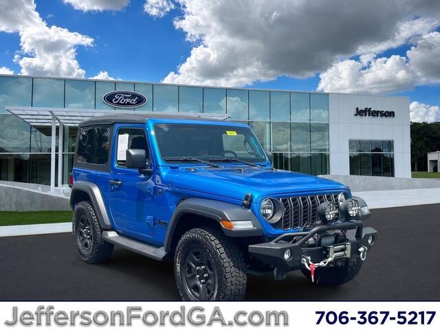 2025 Jeep Wrangler Sport