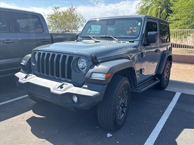 2024 Jeep Wrangler Sport — photo 1 of 28