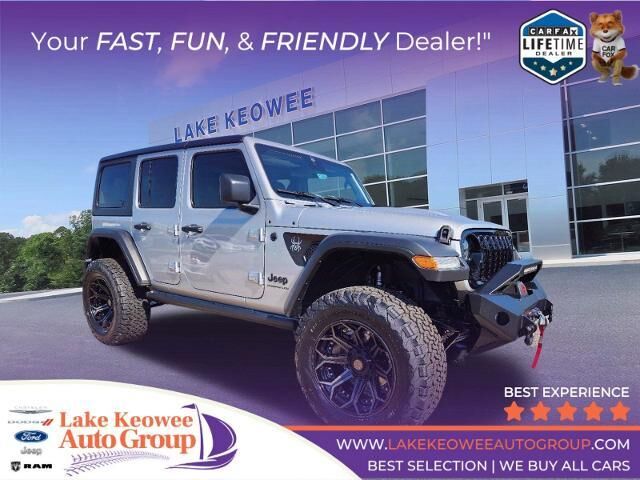 2024 Jeep Wrangler Sport — photo 1 of 13