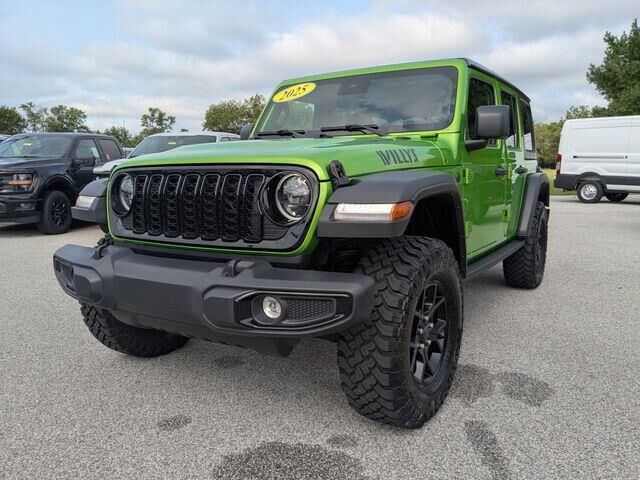 2025 Jeep Wrangler Sport — photo 1 of 14
