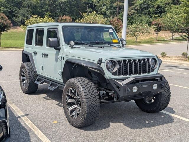 2024 Jeep Wrangler Sport — photo 1 of 42