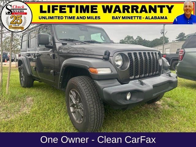 2024 Jeep Wrangler Sport — photo 1 of 26
