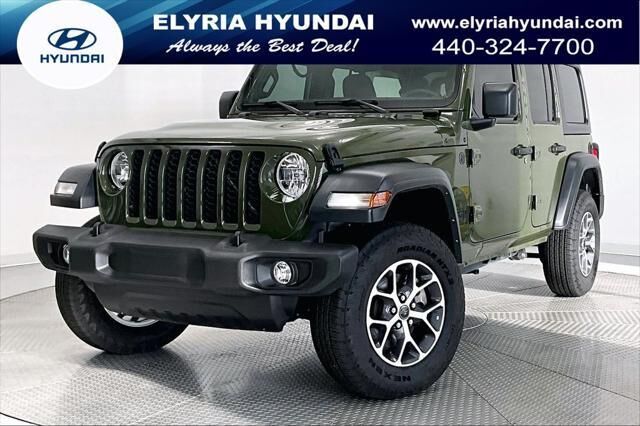 2024 Jeep Wrangler Sport — photo 1 of 13