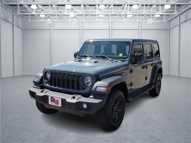 2025 Jeep Wrangler Sport — photo 1 of 13