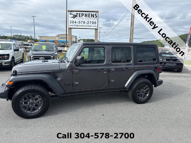 2025 Jeep Wrangler Sport
