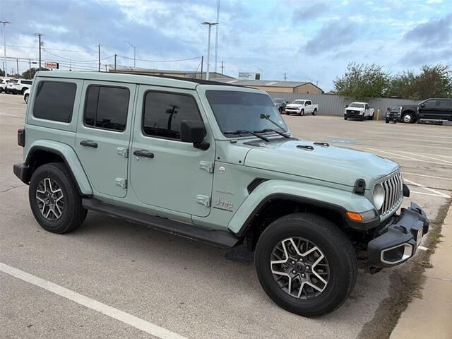 2024 Jeep Wrangler Sahara