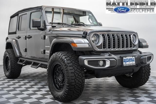 2024 Jeep Wrangler Sahara — photo 1 of 26