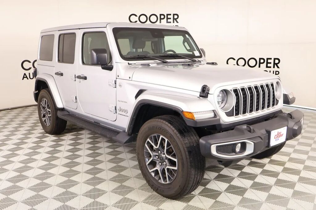 2024 Jeep Wrangler Sahara — photo 1 of 28