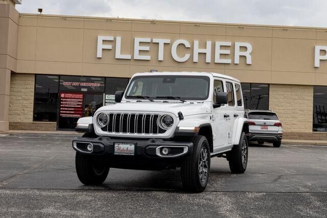 2025 Jeep Wrangler Sahara — photo 1 of 26