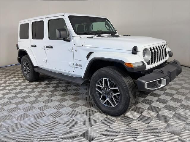 2024 Jeep Wrangler Sahara — photo 1 of 28