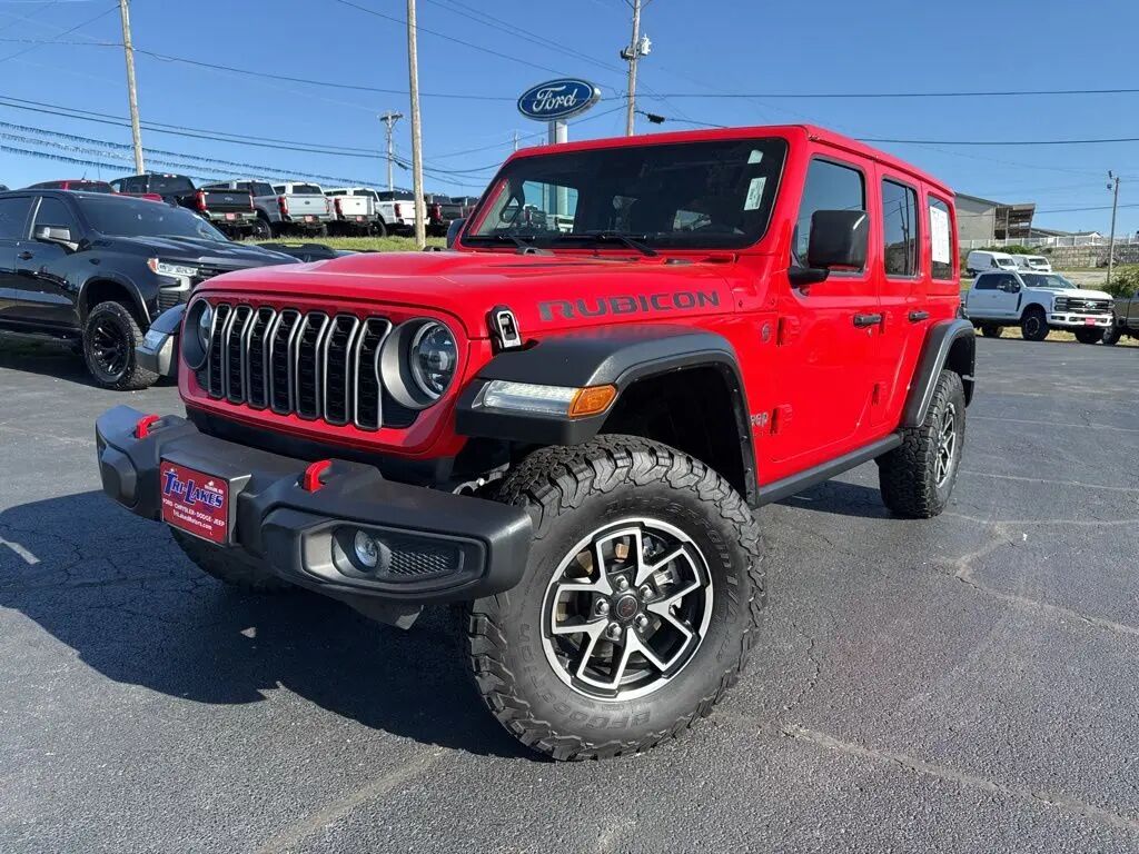2025 Jeep Wrangler Rubicon — photo 1 of 13