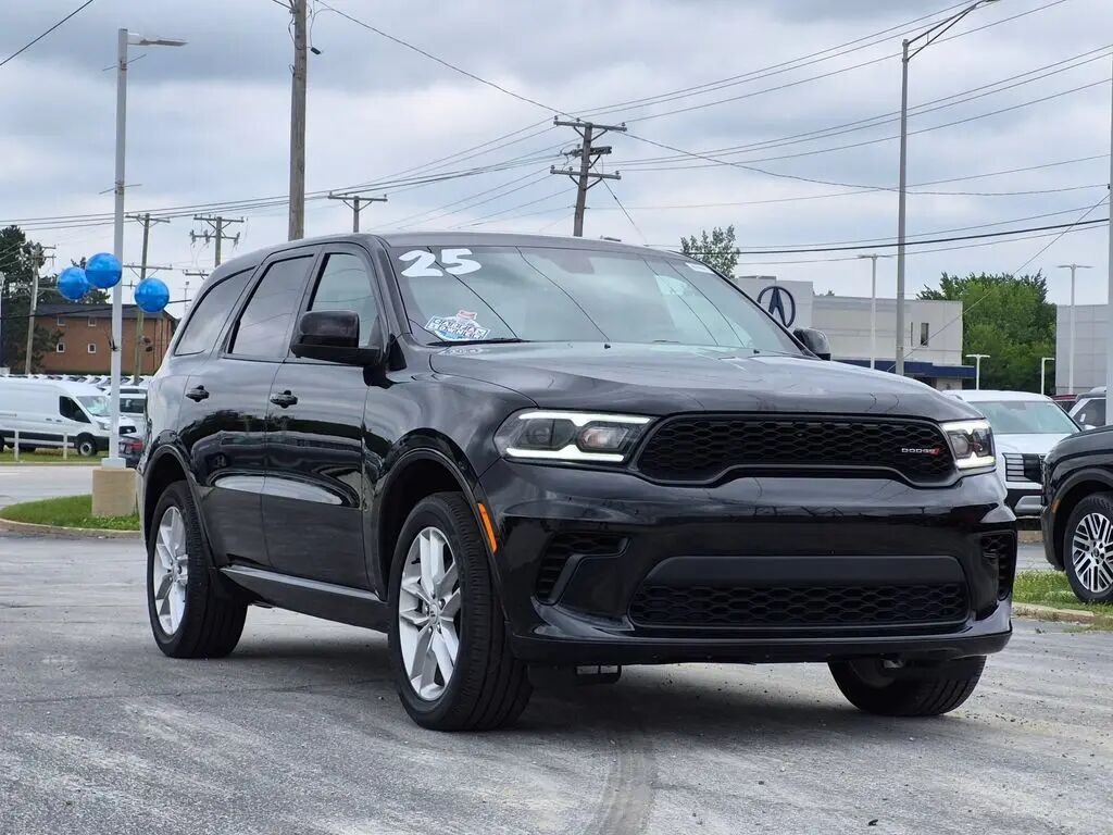 2025 Dodge Durango GT — photo 1 of 39