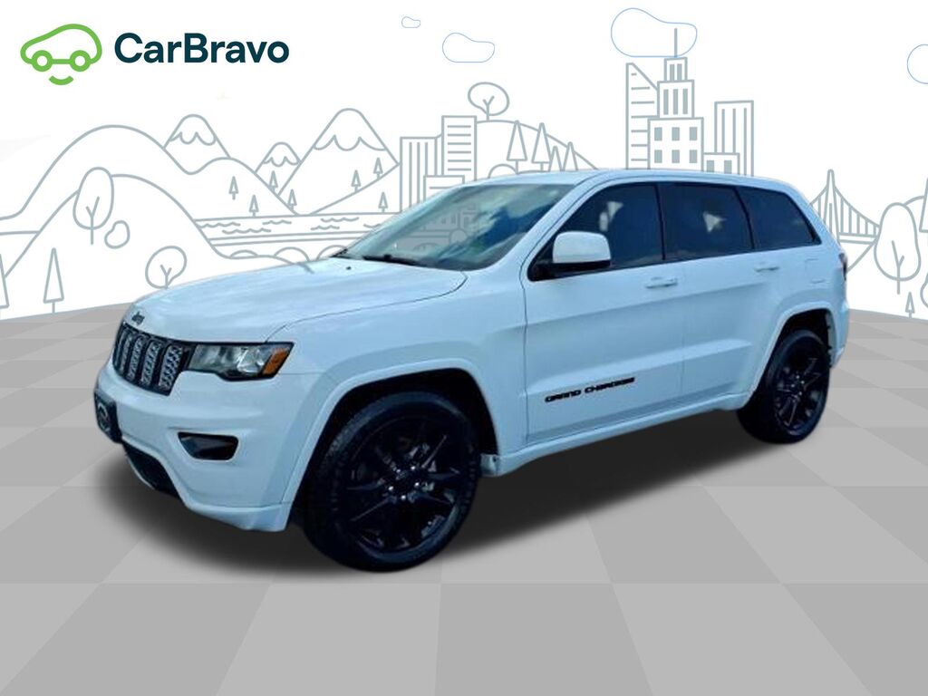 2017 Jeep Grand Cherokee Altitude — photo 1 of 6