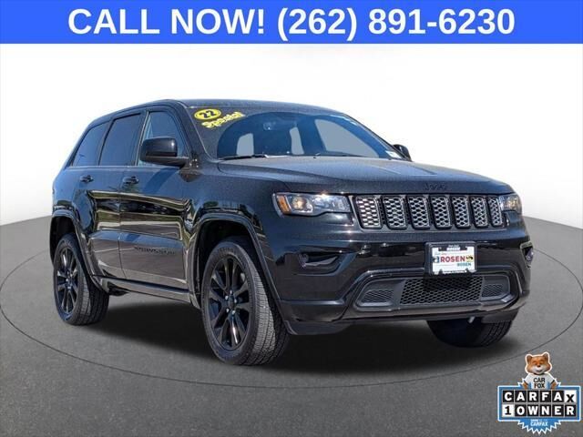 2022 Jeep Grand Cherokee WK Laredo X — photo 1 of 13