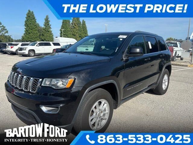 2020 Jeep Grand Cherokee Laredo — photo 1 of 12