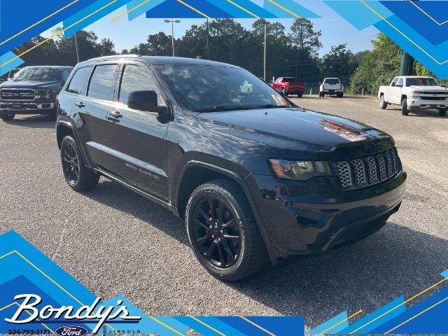 2019 Jeep Grand Cherokee Laredo