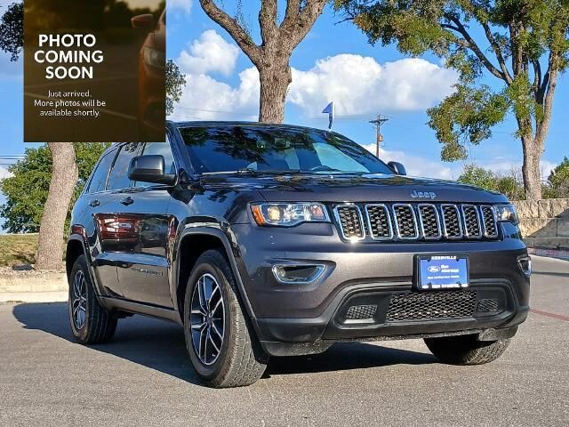 2019 Jeep Grand Cherokee Laredo