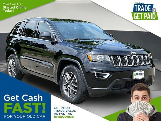 2020 Jeep Grand Cherokee Laredo — photo 1 of 39