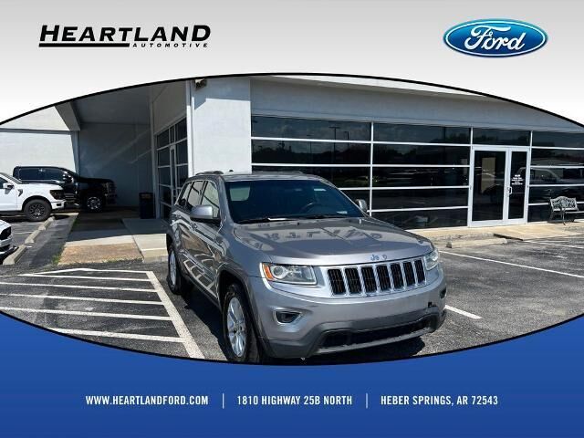 2015 Jeep Grand Cherokee Laredo — photo 1 of 26