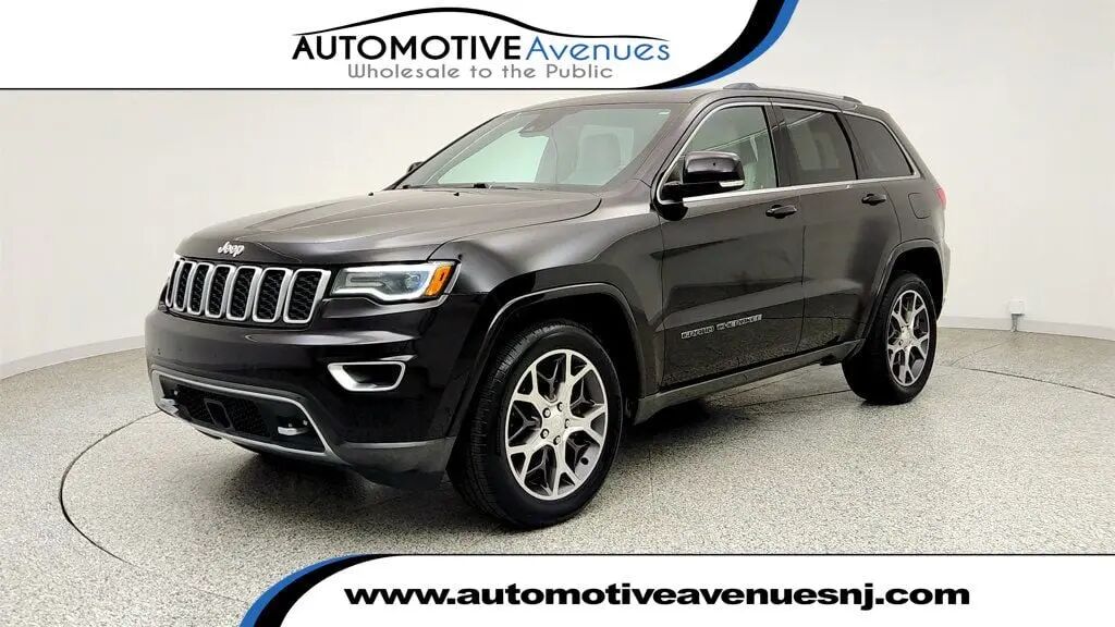 2018 Jeep Grand Cherokee Limited — photo 1 of 26
