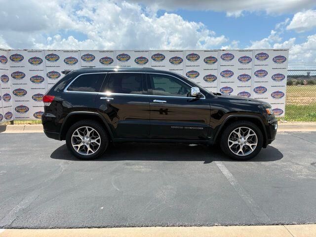 2021 Jeep Grand Cherokee Limited — photo 1 of 13