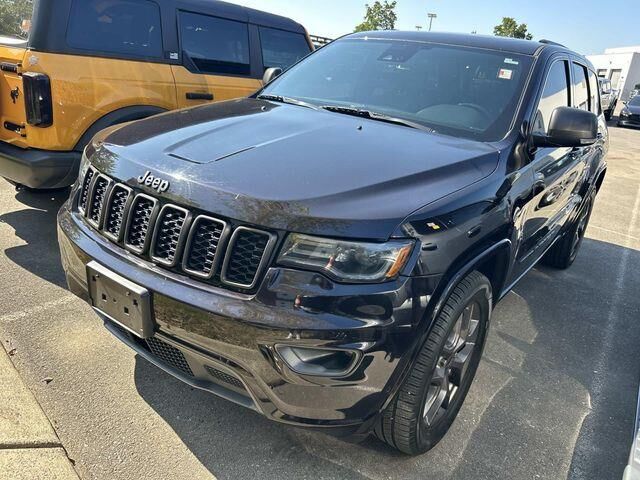2021 Jeep Grand Cherokee Limited — photo 1 of 10