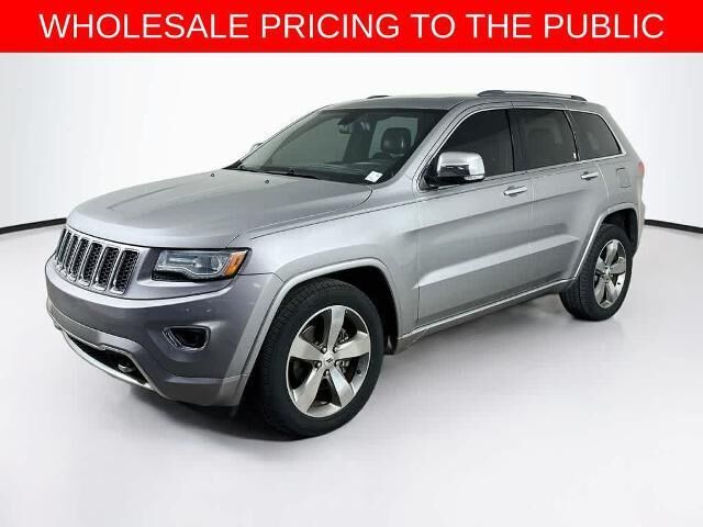 2014 Jeep Grand Cherokee Overland — photo 1 of 39