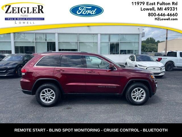 2020 Jeep Grand Cherokee Laredo — photo 1 of 13