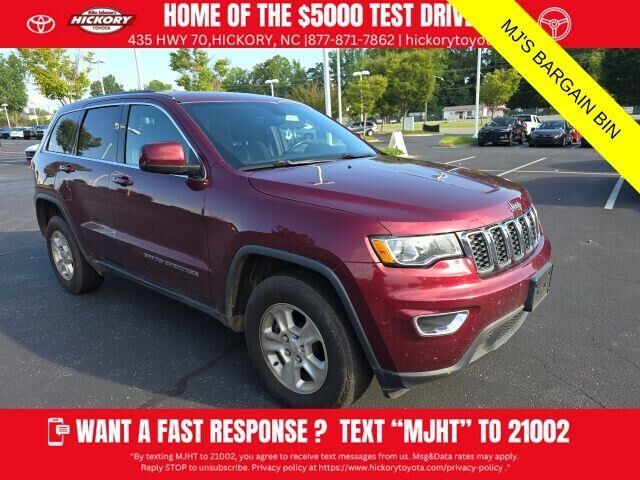 2017 Jeep Grand Cherokee Laredo — photo 1 of 12