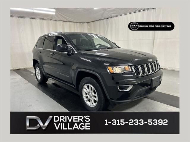 2019 Jeep Grand Cherokee Laredo — photo 1 of 13