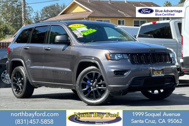 2019 Jeep Grand Cherokee Laredo