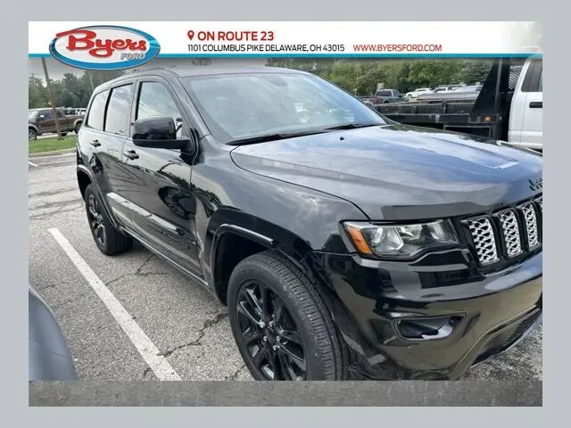 2020 Jeep Grand Cherokee Laredo