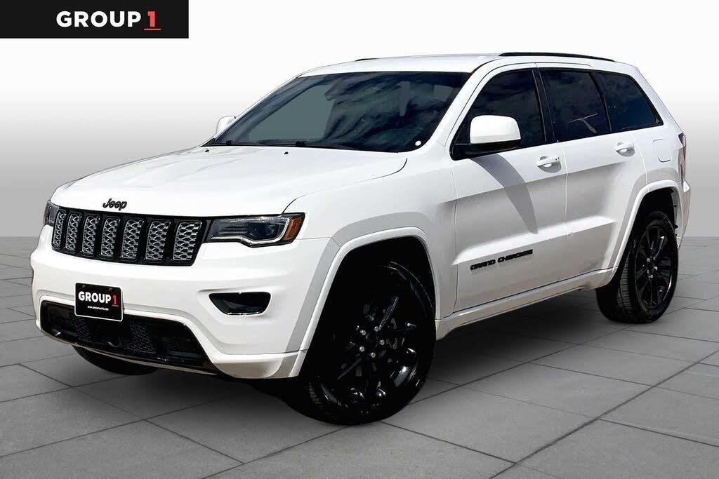 2021 Jeep Grand Cherokee Laredo E — photo 1 of 1