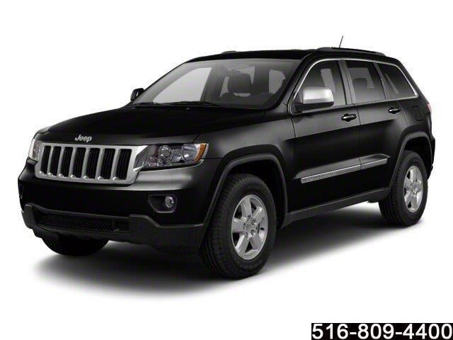 2013 Jeep Grand Cherokee Laredo — photo 1 of 13