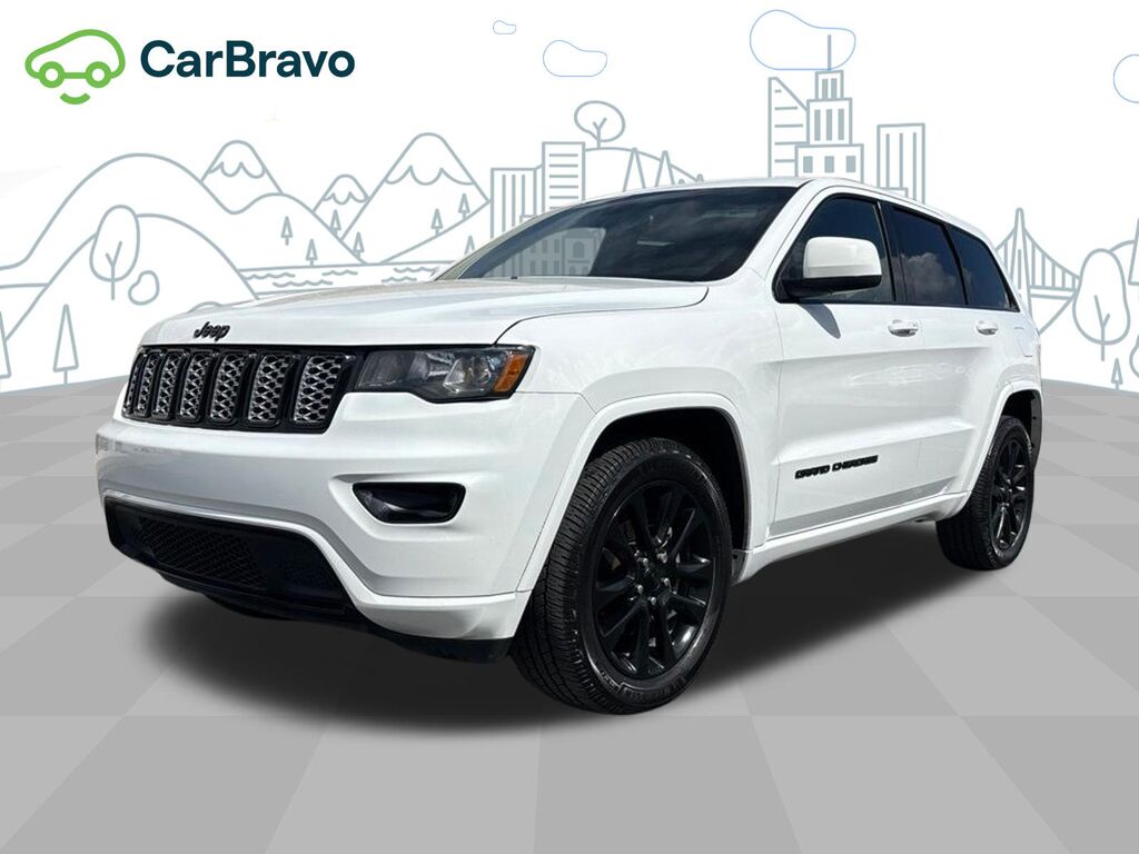 2020 Jeep Grand Cherokee Altitude 4x4 — photo 1 of 6