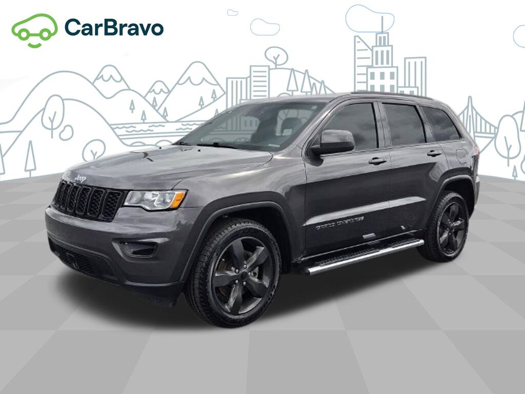 2021 Jeep Grand Cherokee Laredo E — photo 1 of 7