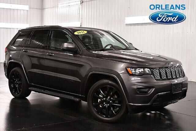 2021 Jeep Grand Cherokee Freedom — photo 1 of 13