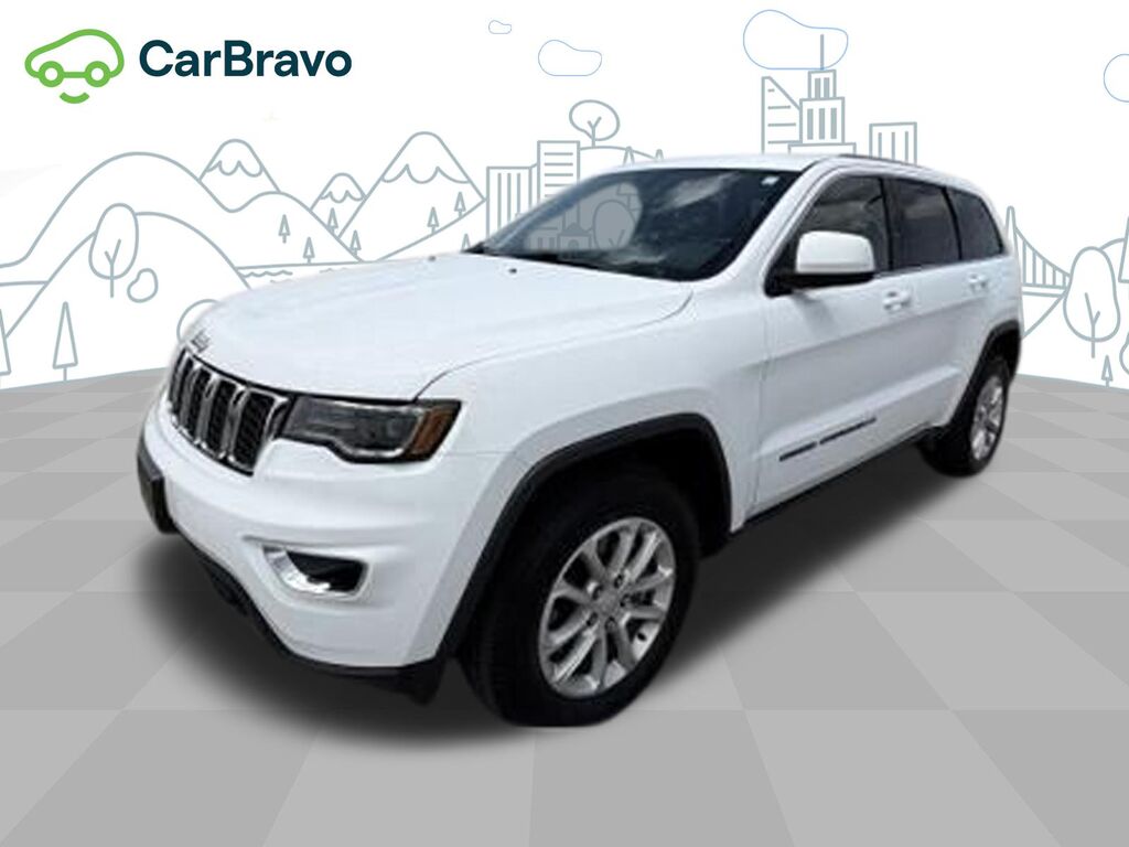 2022 Jeep Grand Cherokee WK Laredo X 4x4 — photo 1 of 6