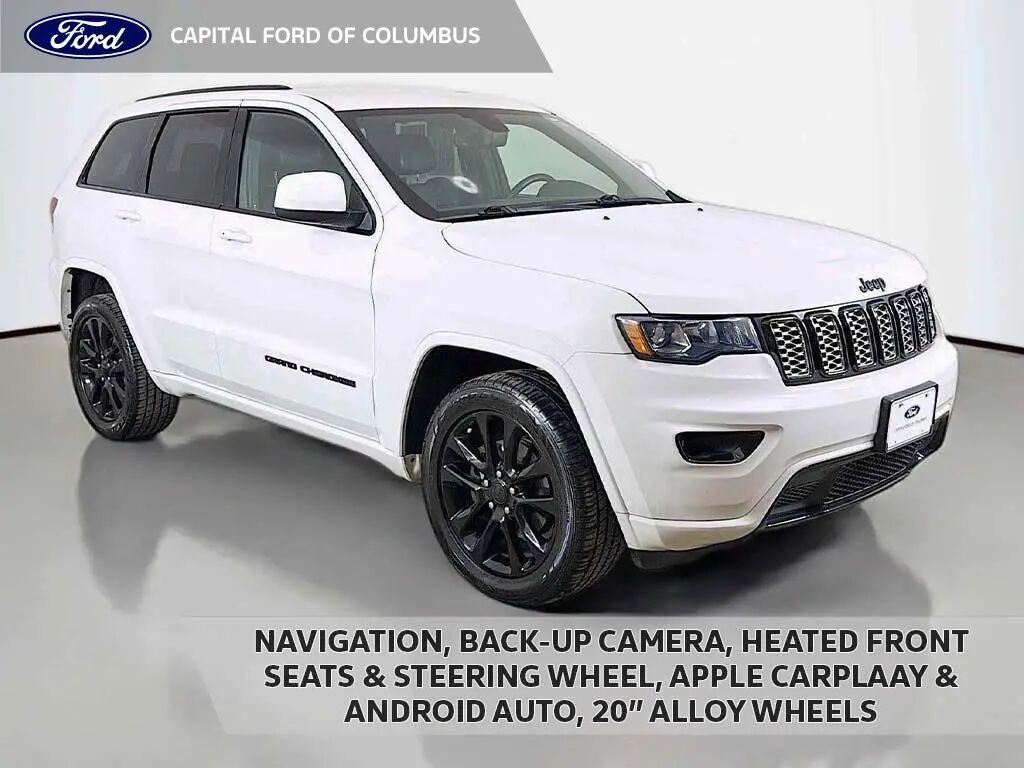 2018 Jeep Grand Cherokee Laredo — photo 1 of 11