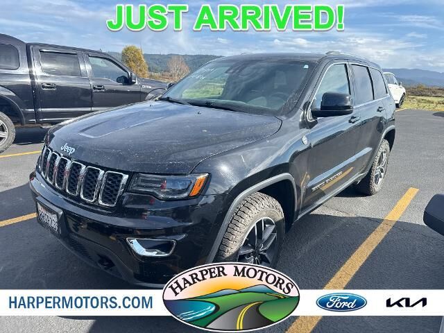 2020 Jeep Grand Cherokee Laredo