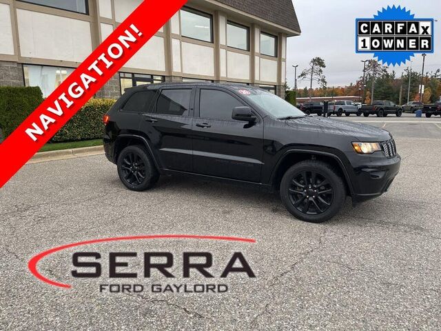 2020 Jeep Grand Cherokee Laredo