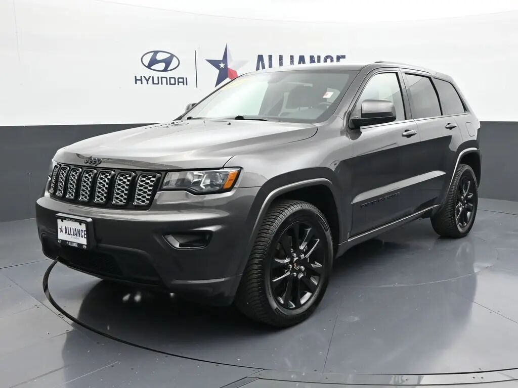 2020 Jeep Grand Cherokee North Edition — photo 1 of 13