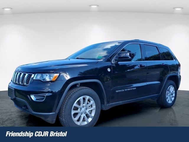 2021 Jeep Grand Cherokee Laredo E — photo 1 of 4