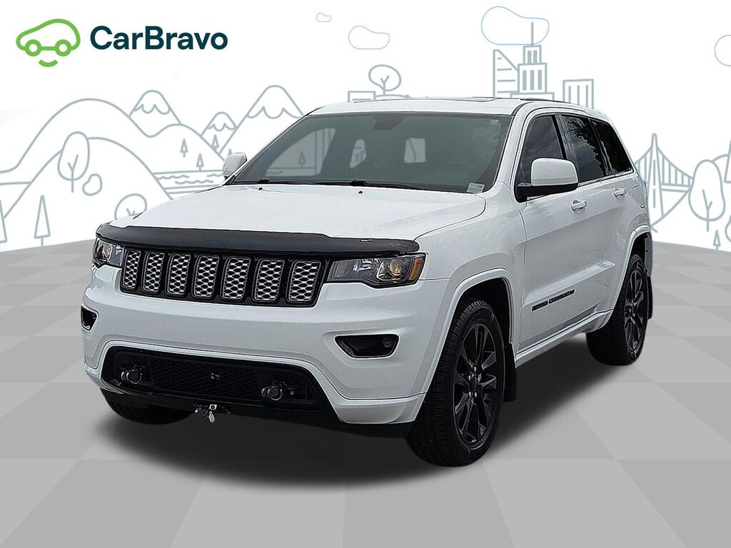 2022 Jeep Grand Cherokee WK Laredo X 4x4 — photo 1 of 7